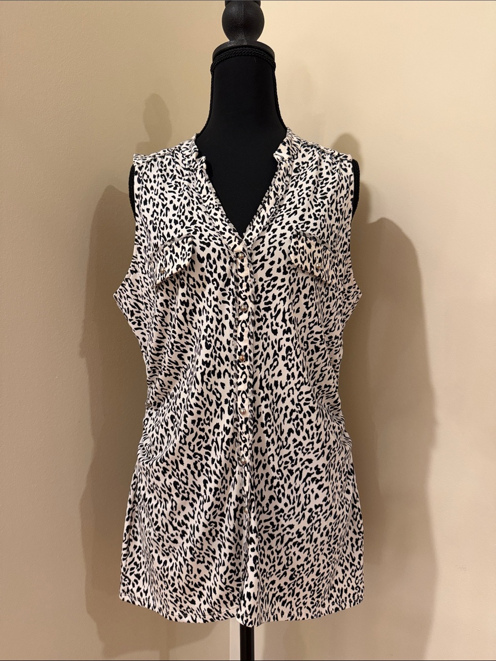 White House Black Market Black and White Leopard Print Sleeveless Blouse